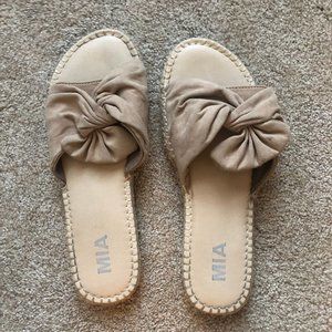 MIA Tan Slides